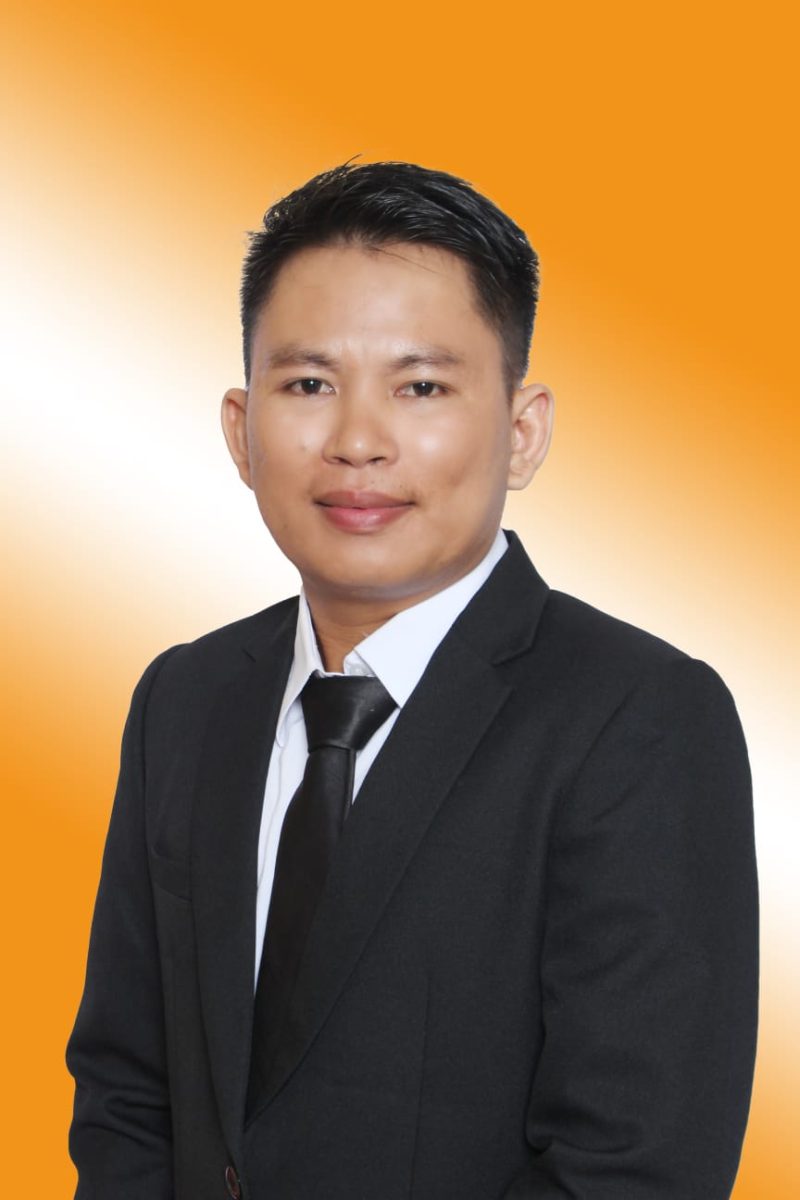 Rediston Sirait,S.H., M.H.